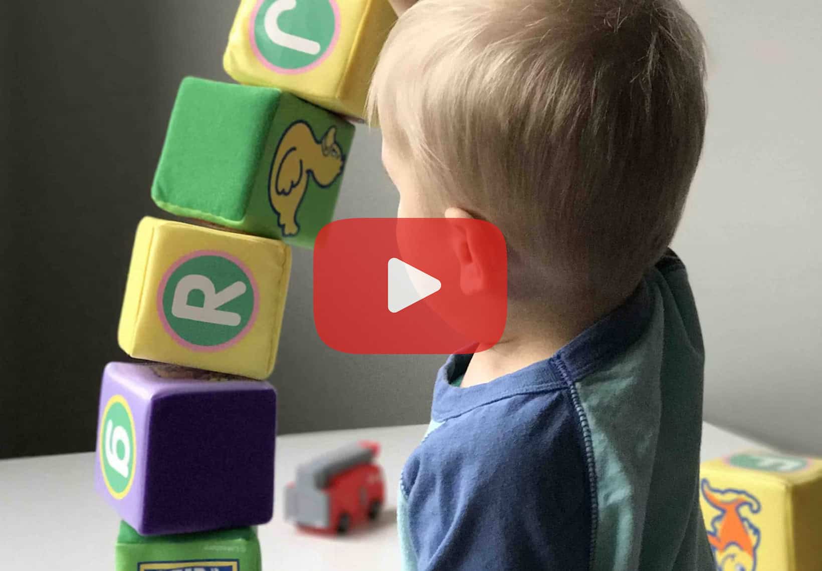 child-playing-with-blocks